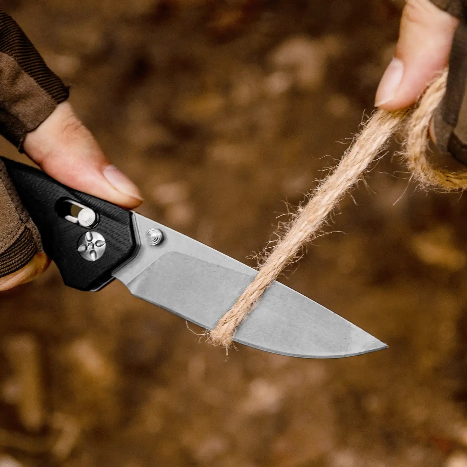 Axis Lock Folding Pocket Knife with G10 handle and 8Cr Blade