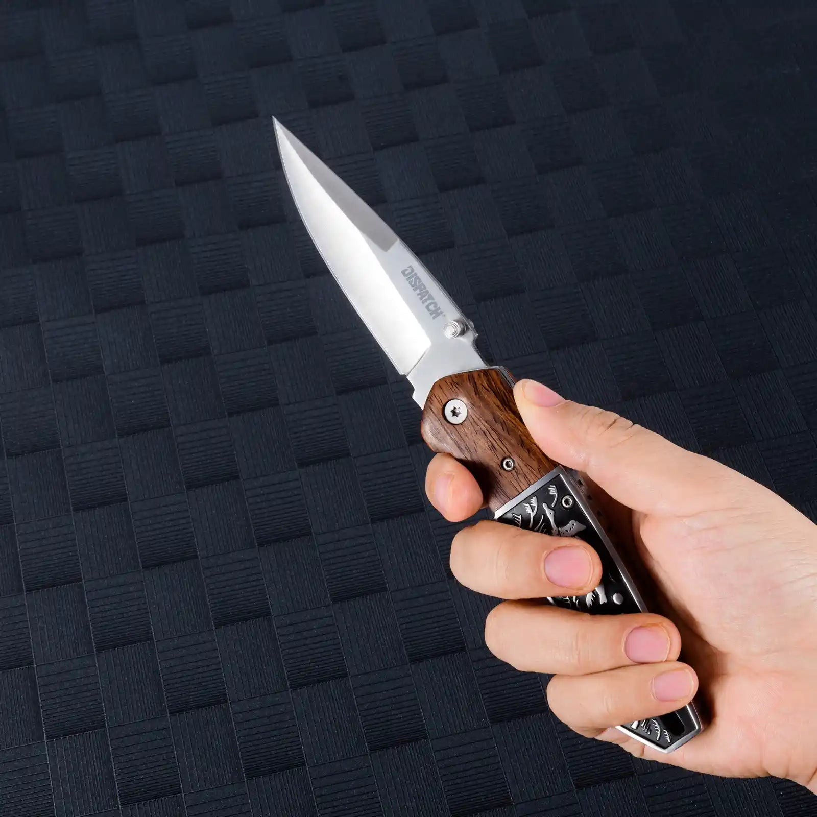 4.7“ Folding Pocket Knife with Elegant Wildlife Design