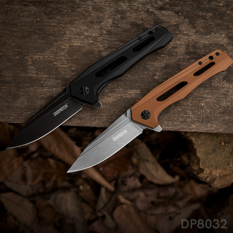 8Cr Blade Pocket Knife with G10 and Carbon Fiber Handles and Bearing System
