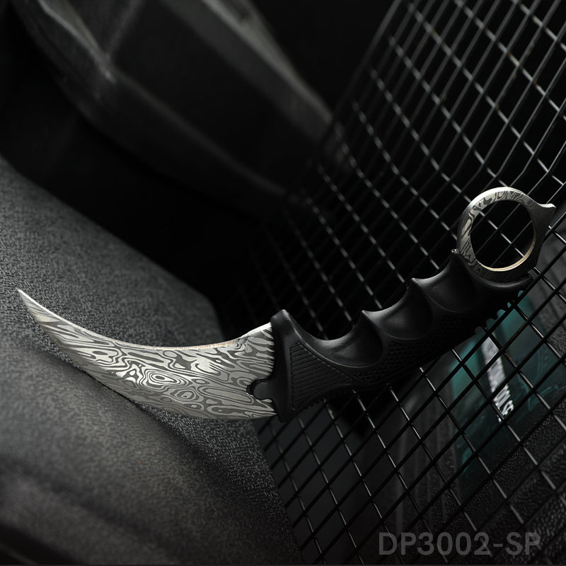 Affordable Cool Claw Blade Neck Knife CSGO with Sheath and Cord
