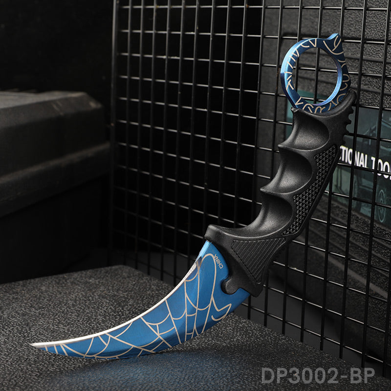 Affordable Cool Claw Blade Neck Knife CSGO with Sheath and Cord