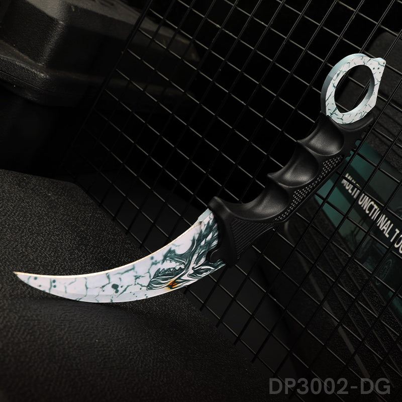 Affordable Cool Claw Blade Neck Knife CSGO with Sheath and Cord