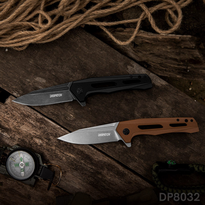 8Cr Blade Pocket Knife with G10 and Carbon Fiber Handles and Bearing System
