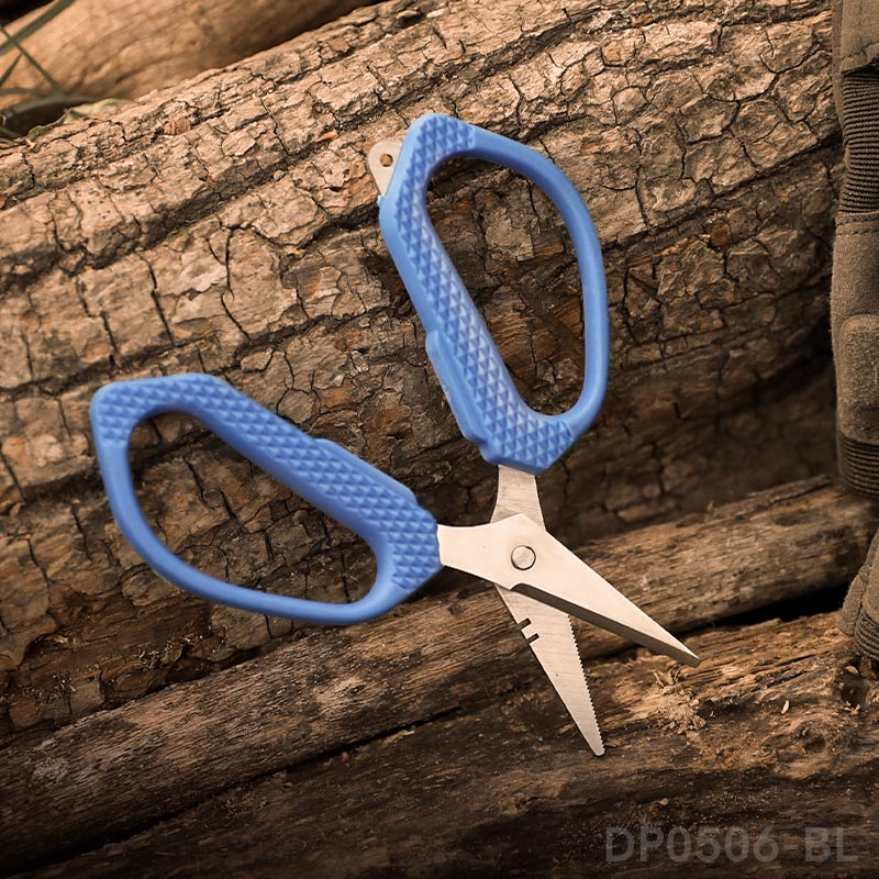 https://www.dispatchknives.com/cdn/shop/products/Fishing-Braid-Line-Scissors-with-Titanium-Coating-and-Dual-Nonslip-Serrated-Edge-DP0506-BL-6.jpg?v=1650616095